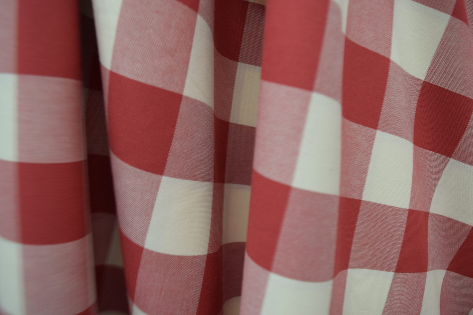 tela cuadro grande blanco rojo 100 algodon detalle lucio