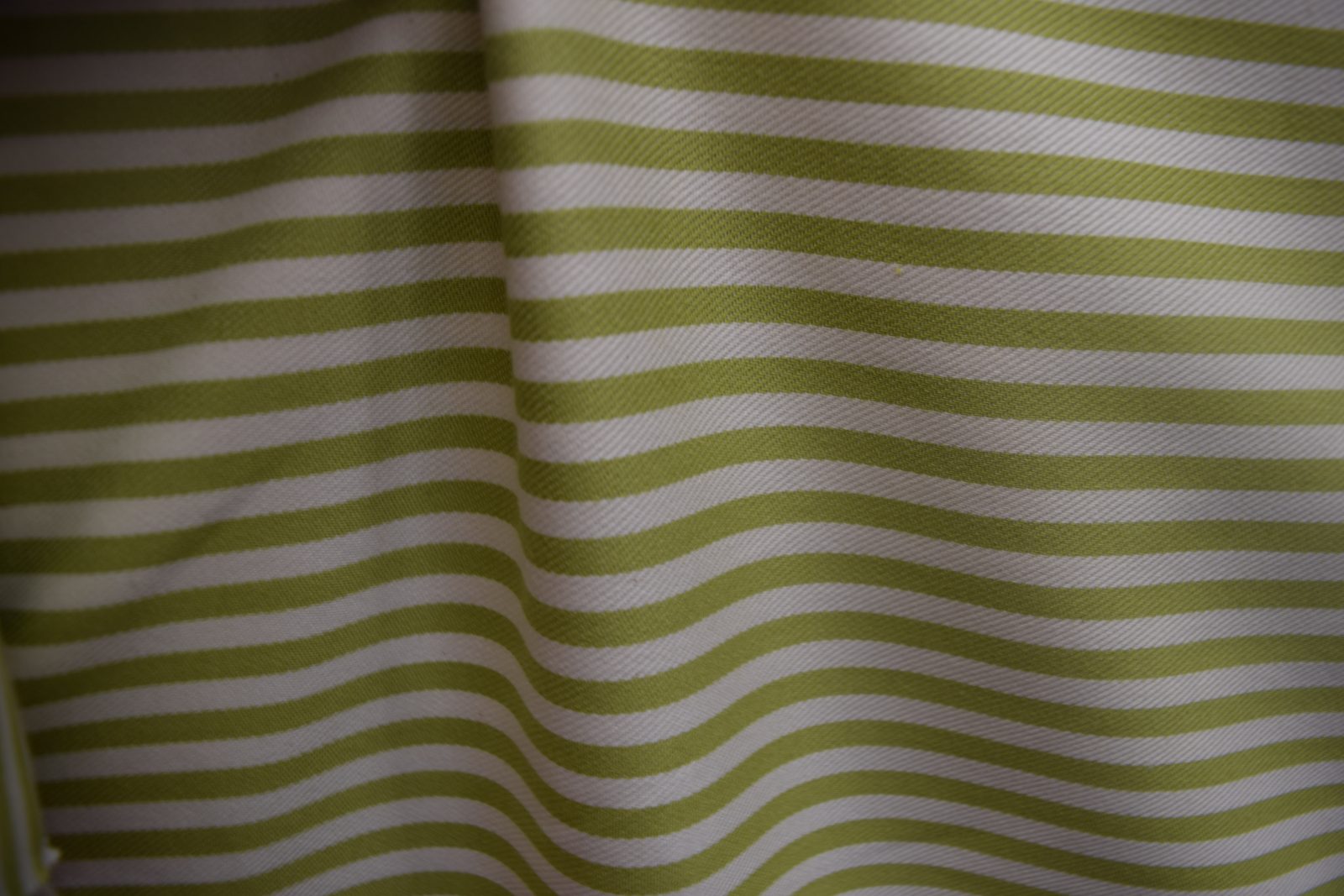 tela rayas blanco verde 100 algodon calpe 54 detalle lucio