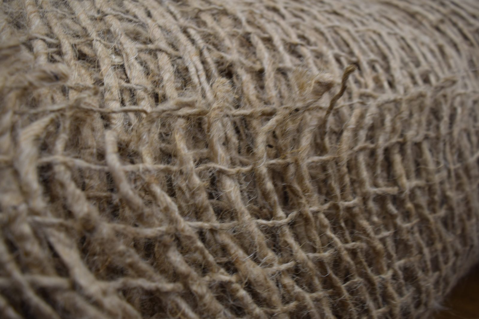 tela arpillera red media yute natural fibra natural detalle lucio