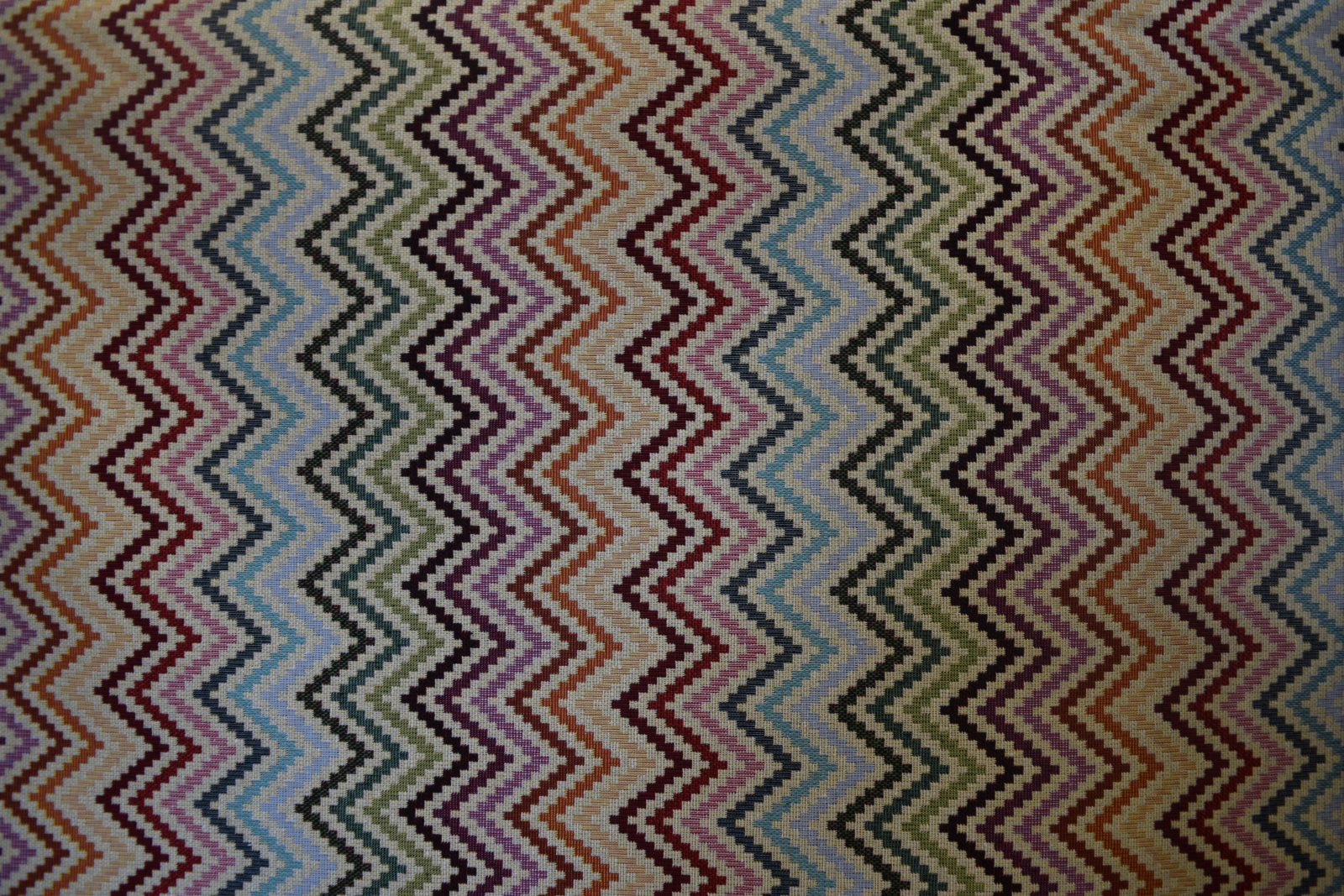 tela geometrica multicolor algodon poliester lucio