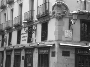 fachada tienda 1920 lucio